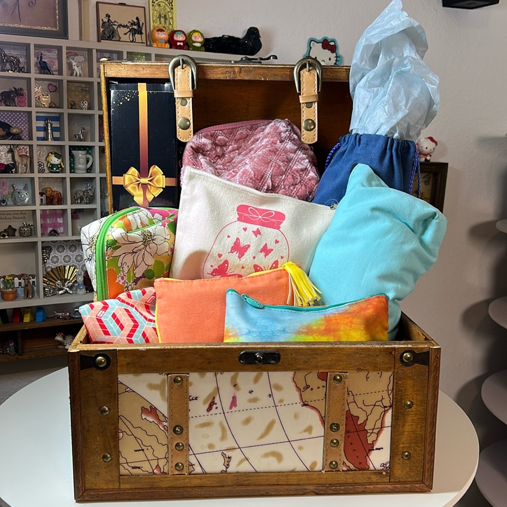 10/7 @ 2pm CST - Drawing 🎁 Treasure Chest Drawing For June 🛼🛼🛼 - Picture 12 of 16